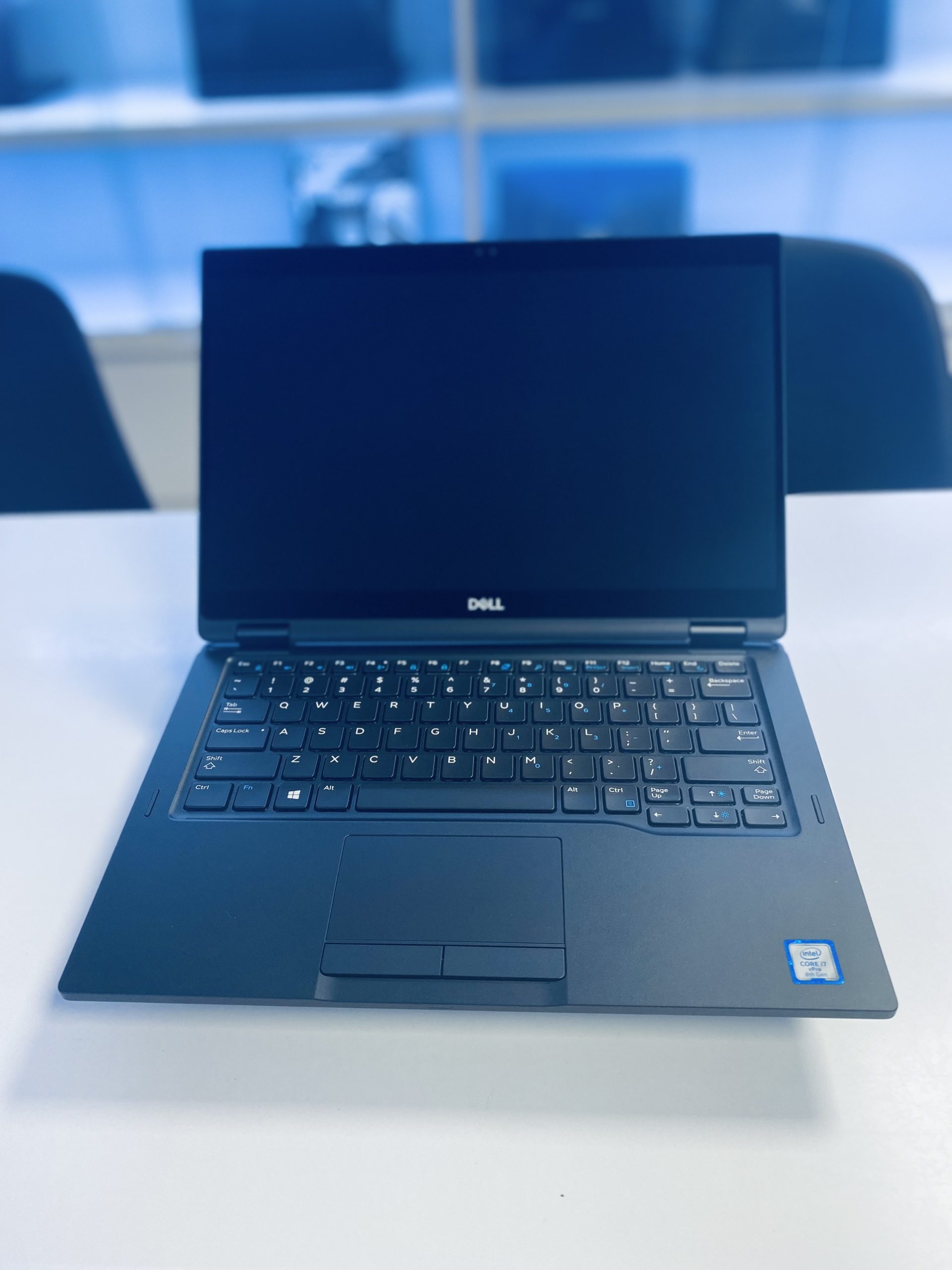 Dell Latitude 7390 2-in-1/CORE I7 8650U/RAM 16GB/SSD 512GB/LCD